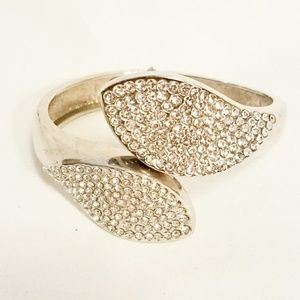 Elegant Diamante and silver tone bracelet.